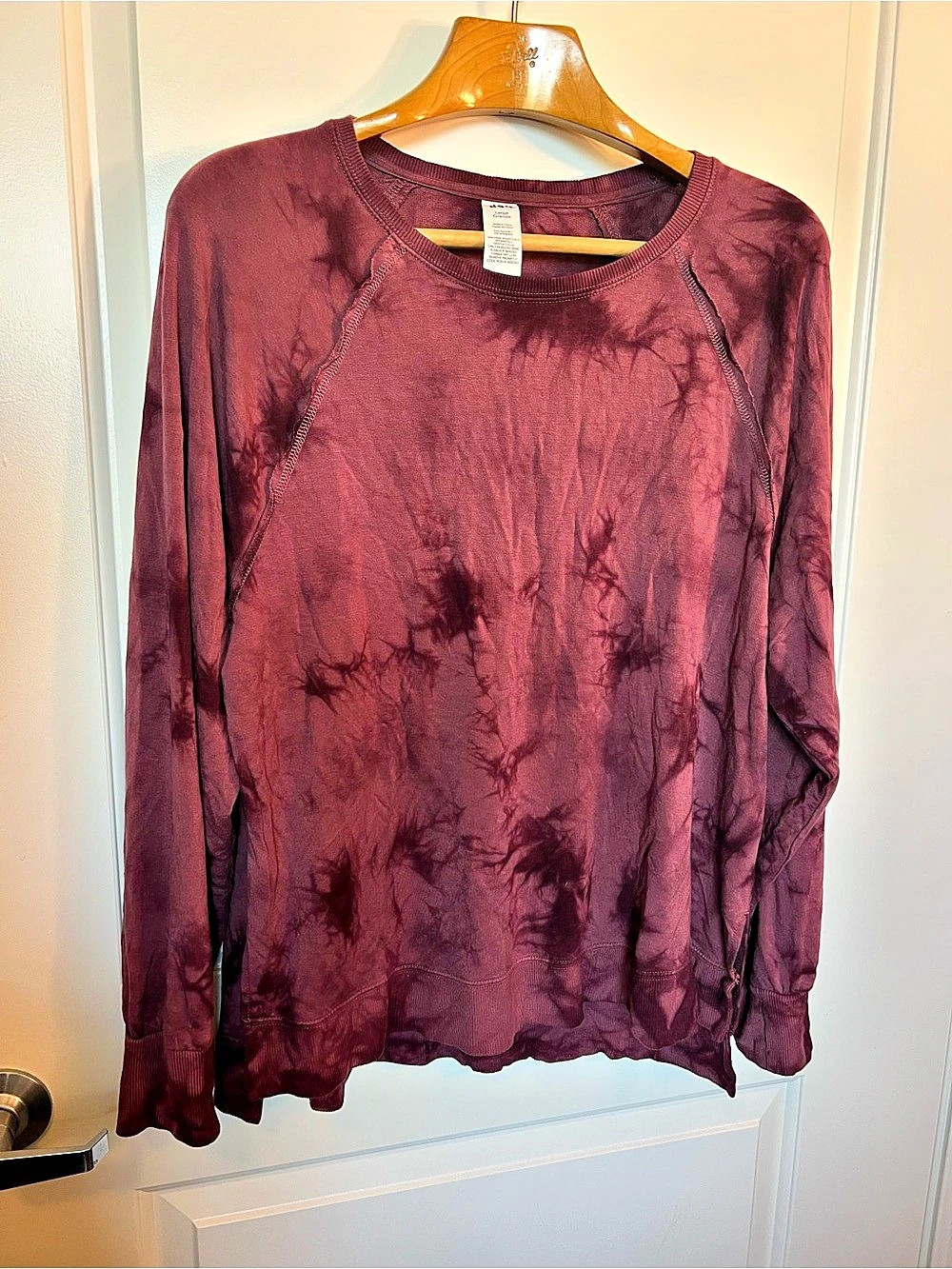 Joy Lab Long Sleeve Tie-Dye Top in Purple Size Large Like New / goth whimsigoth